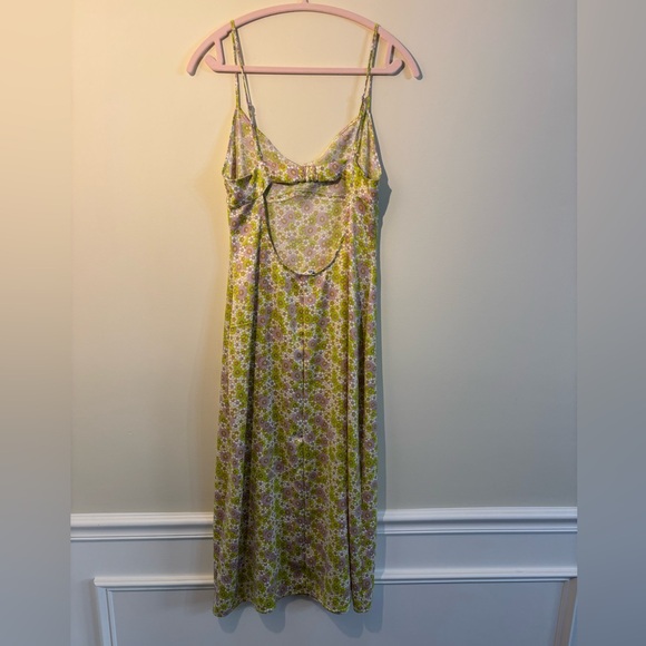 Zara Satin Effect Green & Purple Floral Spaghetti Strap Midi Dress Size L - Picture 3 of 8